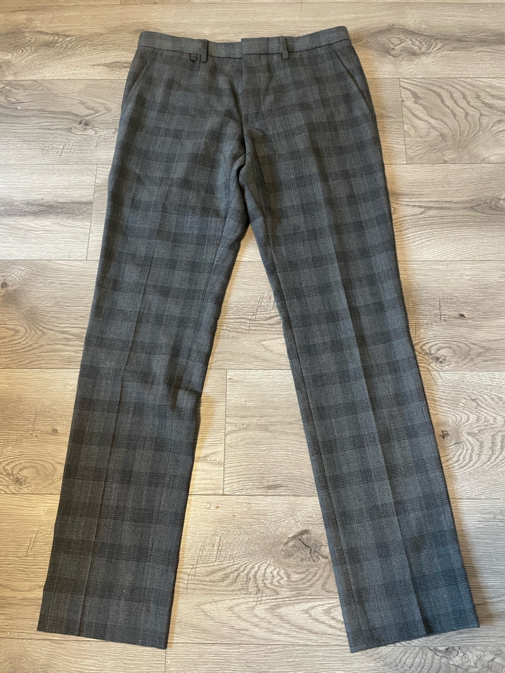 Hugo Boss Men's Grey Wool Plaid Dress Pants